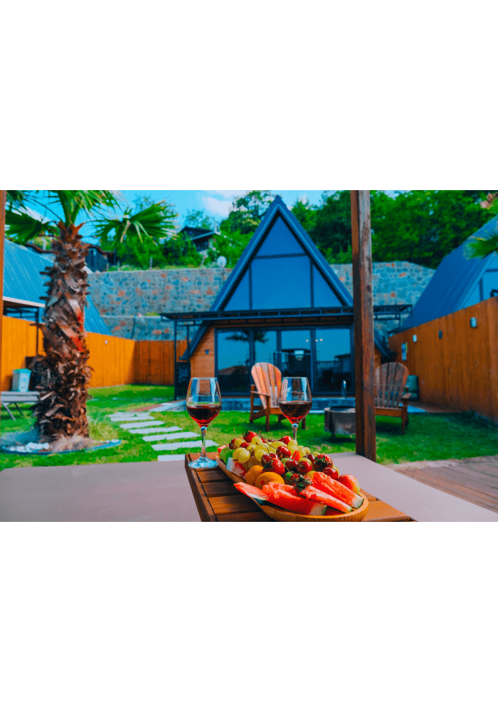 Sakarya Sapanca’da doğa içinde, jakuzili, şömineli ve havuzlu lüks bungalovlarda huzurlu, konforlu ve sürdürülebilir bir konaklama deneyimi BungaRise’da.